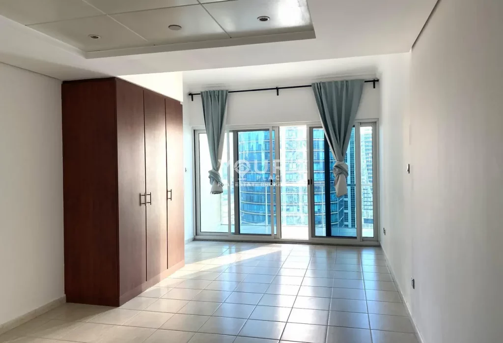 Studio for RENT in Lake View Tower JLT